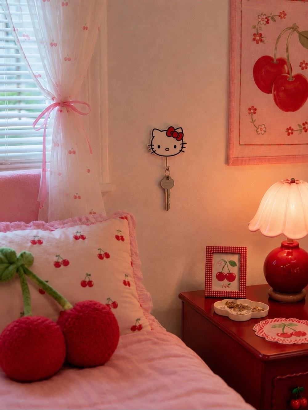 Sanrio Hello Kitty - Wall Hanger